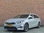 Kia Ceed Sw 1.0 T-GDi 100pk Design Edition | Navigatie | Climate Control | Stoel- & Stuurverwarming | Parkeersensoren Voor + Achter | Camera Achter |