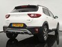 Kia Stonic 1.0 T-GDi MHEV GT-PlusLine - Navigatie - Camera - Elektr. schuifdak - 17 inch LM velgen - Leder/stof bekleding - Fabrieksgarantie tot 02-2029