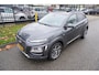 Hyundai Kona 1.6 GDI HEV 141pk 2WD Aut. Prem Sky S-dak Trekhaak Apple Carplay