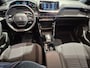 Peugeot e-2008 EV Active Pack 50 kWh 3-Fase | Navigatie | DAB | Climate Control | Cruise Control | Parkeersensoren Achter | Apple Carplay en Android Auto |