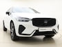 Volvo XC60 B5 251pk R-Design / Head-Up / Panoramadak / Harman&Kardon Audio / Black Pack / Elektr. Stoelen / Elektr. Trekhaak / Noodreservewiel / Stoel + Stuurw. Verwarming / 4 - Zone Climate / Achterb. Verwarming /