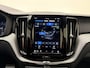 Volvo XC60 B5 251pk R-Design / Head-Up / Panoramadak / Harman&Kardon Audio / Black Pack / Elektr. Stoelen / Elektr. Trekhaak / Noodreservewiel / Stoel + Stuurw. Verwarming / 4 - Zone Climate / Achterb. Verwarming /