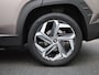 Hyundai Tucson 1.6 T-GDI PHEV Comfort 4WD | ACHTERUITRIJCAMERA | PARKEERSENSOREN VOOR & ACHTER | NAVIGATIE | APPLE CARPLAY & ANDRIOD AUTO |  STOELVERWARMING | KEYLESS ENTRY & START |