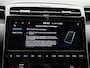 Hyundai Tucson 1.6 T-GDI PHEV Comfort 4WD | ACHTERUITRIJCAMERA | PARKEERSENSOREN VOOR & ACHTER | NAVIGATIE | APPLE CARPLAY & ANDRIOD AUTO |  STOELVERWARMING | KEYLESS ENTRY & START |