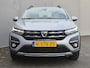Dacia Sandero Stepway 1.0 TCe 90 Comfort Automaat / Dealer onderhouden / Pack Easy / Assistentie Pakket / Navigatie via Apple Carplay of Android Auto / Cruise control / Keyless Entry/Start / Achteruitrijcamera / Climate control /