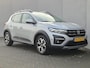 Dacia Sandero Stepway 1.0 TCe 90 Comfort Automaat / Dealer onderhouden / Pack Easy / Assistentie Pakket / Navigatie via Apple Carplay of Android Auto / Cruise control / Keyless Entry/Start / Achteruitrijcamera / Climate control /