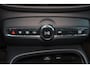 Volvo XC40 T5 Recharge Plus Bright - IntelliSafe Assist & Surround - 360º Camera - Verwarmde voorstoelen, stuur & achterbank - Parkeersensoren voor & achter - Elektr. bedienb. voorstoelen met geheugen links - Draadloze tel. lader - Elektr. inklapbare trekhaak - 18' LMV