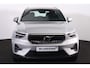 Volvo XC40 T5 Recharge Plus Bright - IntelliSafe Assist & Surround - 360º Camera - Verwarmde voorstoelen, stuur & achterbank - Parkeersensoren voor & achter - Elektr. bedienb. voorstoelen met geheugen links - Draadloze tel. lader - Elektr. inklapbare trekhaak - 18' LMV