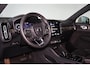 Volvo XC40 T5 Recharge Plus Bright - IntelliSafe Assist & Surround - 360º Camera - Verwarmde voorstoelen, stuur & achterbank - Parkeersensoren voor & achter - Elektr. bedienb. voorstoelen met geheugen links - Draadloze tel. lader - Elektr. inklapbare trekhaak - 18' LMV