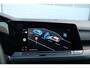 Volkswagen Golf 1.4 eHybrid 204pk Style | SoH 93% | Navigatie | Stoelverwarming | Parkeersensoren | Elektrische Stoel