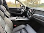 Volvo XC60 2.0 T6 PHEV AWD Plus Dark LongeRange Panoramadak|Camera|Leder|Led