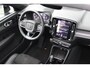 Volvo XC40 1.5 T5 Recharge R-Design - Trekhaak wegklapbaar - Pano - Stoel/Stuurverwarming - H&K - Pilot Assist - 360 Camera - Rijklaar