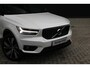 Volvo XC40 1.5 T5 Recharge R-Design - Trekhaak wegklapbaar - Pano - Stoel/Stuurverwarming - H&K - Pilot Assist - 360 Camera - Rijklaar