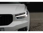 Volvo XC40 1.5 T5 Recharge R-Design - Trekhaak wegklapbaar - Pano - Stoel/Stuurverwarming - H&K - Pilot Assist - 360 Camera - Rijklaar