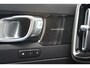 Volvo XC40 1.5 T5 Recharge R-Design - Trekhaak wegklapbaar - Pano - Stoel/Stuurverwarming - H&K - Pilot Assist - 360 Camera - Rijklaar