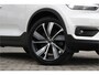 Volvo XC40 1.5 T5 Recharge R-Design - Trekhaak wegklapbaar - Pano - Stoel/Stuurverwarming - H&K - Pilot Assist - 360 Camera - Rijklaar