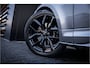 Land Rover Range Rover Sport P575 SVR Carbon Edition - Panorama | Meridian | Elek. Trekhaak | Memory | HUD