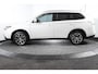 Mitsubishi Outlander 2.0 Instyle 4WD 150 PK - Automaat 7p. Orig. NL | S/K-dak | Trekhaak | Cruise | Stoelverw. | PDC | Camera | NAV | ECC | Elek. Klep | LM 18" |