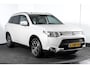 Mitsubishi Outlander 2.0 Instyle 4WD 150 PK - Automaat 7p. Orig. NL | S/K-dak | Trekhaak | Cruise | Stoelverw. | PDC | Camera | NAV | ECC | Elek. Klep | LM 18" |