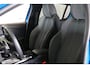 Peugeot 208 Hybrid 100 e-DCS6 GT | Panoramadak | Camera | PDC V+A | Verw. voorstoelen | LMV 17"| Keyless entry | Apple Carplay |
