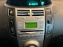 Toyota Yaris 1.3 VVTi 16v 5-DEURS SOL-uitv/AIRCONDITIONING/ISOFIX/MP3+WMA/STUURBEKRACHTIGING/nweAPK+ONDERHOUDSBEURT BIJ AFLEVERING