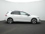 Volkswagen Golf 1.5 eHybrid 272 pk DSG GTE | Panoramadak | Trekhaak | Head-up display | IQ Light | Rondomzicht camera
