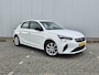 Opel Corsa 1.2 100PK AUTOMAAT | Elegance | 16 inch LMV | Airco | Parkeersensoren rondom | Stof / lederen bekleding | Cruise control | Armsteun voor | Achteruitrijcamera | Achteruitrijcamera | Airco | Connected services