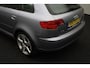 Audi A3 Sportback 1.6 Attraction Pro Line 2005 | Airco | Cruise Control | Voorstoelen Verwarmd | Boekjes | 2 Sleutels | Lichtmetalen Velgen | Climate Control | Bluetooth | Mistlampen Voor