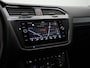 Volkswagen Tiguan Allspace 7 pers. 2.0 TSI 190 pk DSG 4Motion Highline Business R / R-Line | Panoramadak | Leder | Geheugenstoelen | Adaptief onderstel | Head-up display | Rondomzicht camera