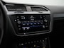 Volkswagen Tiguan Allspace 7 pers. 2.0 TSI 190 pk DSG 4Motion Highline Business R / R-Line | Panoramadak | Leder | Geheugenstoelen | Adaptief onderstel | Head-up display | Rondomzicht camera