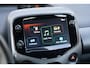 Toyota Aygo 1.0 VVT-i x-play Automaat + DEALER ONDERHOUDEN / CAMERA / APPLE CARPLAY