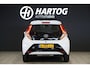 Toyota Aygo 1.0 VVT-i x-play Automaat + DEALER ONDERHOUDEN / CAMERA / APPLE CARPLAY