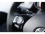 Toyota Aygo 1.0 VVT-i x-play Automaat + DEALER ONDERHOUDEN / CAMERA / APPLE CARPLAY
