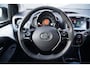 Toyota Aygo 1.0 VVT-i x-play Automaat + DEALER ONDERHOUDEN / CAMERA / APPLE CARPLAY