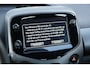 Toyota Aygo 1.0 VVT-i x-play Automaat + DEALER ONDERHOUDEN / CAMERA / APPLE CARPLAY