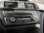 BMW 3-Serie Touring 320i Executive - Navigatie - Trekhaak - Cruise Control