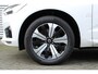 Volvo XC60 T5 AWD R-Design | Trekhaak Semi-Elektrisch | Adaptieve Bochtverlichting | Standkachel | Volvo On Call | Parkeercamera achter | Parkeersensoren Voor+Achter | Verwarmbare Voorstoelen | Apple Carplay/ Android Auto | Extra Getint Glas | CD-Speler |