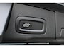 Volvo XC60 T5 AWD R-Design | Trekhaak Semi-Elektrisch | Adaptieve Bochtverlichting | Standkachel | Volvo On Call | Parkeercamera achter | Parkeersensoren Voor+Achter | Verwarmbare Voorstoelen | Apple Carplay/ Android Auto | Extra Getint Glas | CD-Speler |