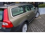 Volvo XC70 3.0 T6 Momentum, 286 PK, Youngtimer, ACC, Stoelventilatie!