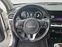 Kia e-Niro DynamicLine 64 kWh | Navigatie | Camera | Adaptieve cruise control | Apple Carplay / Android auto | Keyless met startknop | Weinig kilometers!