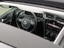 Volkswagen Golf 1.0 TSI Highline 110PK R-Line | Panoramadak | Digitaal dashboard | Navigatie | Led Plus | Keyless | Spiegelpakket |