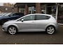 SEAT Leon 1.8 TFSI Style CAMERA CRUISE CARPLAY NAP PANO TREKHAAK 17"LMV 5-DRS