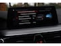 BMW 5-Serie Touring M550d xDrive High Executive Aut. | Nightvision | Bowers & Wilkins | Historie | Mediterranblau | Stoelventilati