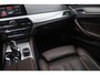 BMW 5-Serie Touring M550d xDrive High Executive Aut. | Nightvision | Bowers & Wilkins | Historie | Mediterranblau | Stoelventilati