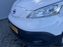 Nissan E-NV200 Business 40 kWh / Dealeronderhouden / achteruitrijcamera / cruise control / Climate Control / Parkeersensoren Achter / Stoel- & Stuurverwarming /