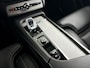 Volvo XC90 T8 Plug-in hybrid AWD Ultra Dark | Panoramdak | 360° camera | Bowers & Wilkins | Luchtvering | Stoelventilatie | Stoel- en Stuurverwarming | Trekhaak