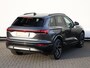 Audi Q6 e-tron edition 83 kWh | Verwarmbaar stuurwiel | 360° camera | Stoelverwarming v+a | Dodehoek detectie |