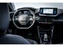 Peugeot e-2008 EV Allure 50 kWh | Automaat | Navigatie | Clima | PDC | 1 e Eign | | 3D-I-Cockpit | Keyless entry | Cruise | Camera |
