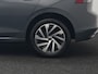 Volkswagen Golf 1.4 eHybrid Style Plug In Hybrid 204pk Dealer O.H. PHEV | Trekhaak Af Fabriek | Panodak | Adaptive Cruise | IQ Light | Alcantara Sportstoelen Massage & Memory | Apple Carplay | Stoelen & Stuur Vewarmd | Blis | DAB |