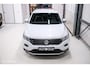 Volkswagen T-Roc 1.5 TSI Sport | Virtual cockpit | Adaptive | Camera | Sportstoelen | schakelflippers | Stoelverwarming | LED |